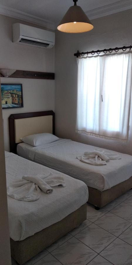 Ladies Beach Hotel คูซาดาซี ภายนอก รูปภาพ