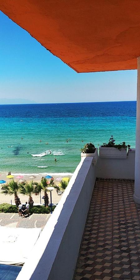 Ladies Beach Hotel คูซาดาซี ภายนอก รูปภาพ