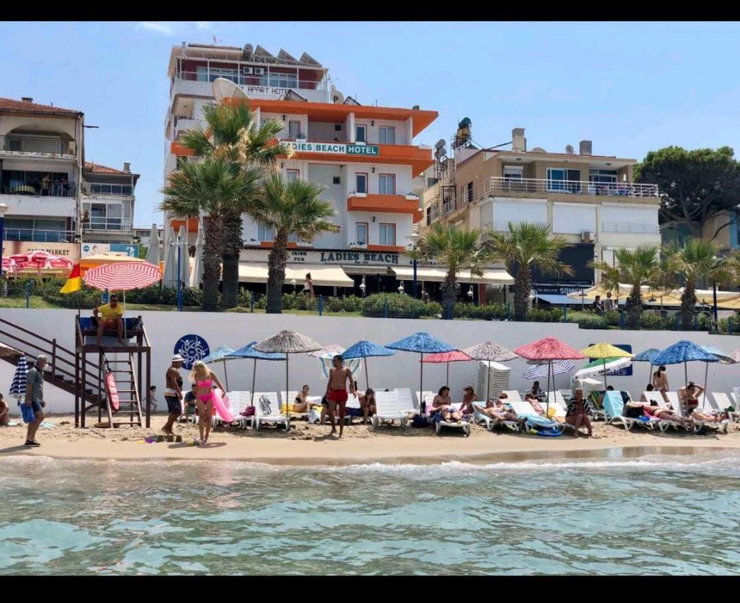 Ladies Beach Hotel คูซาดาซี ภายนอก รูปภาพ